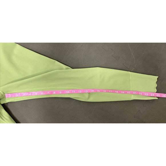 Lululemon Align HR Pant 25" Scalloped Hem -Light Green Size 10 Bnfts Charity - Picture 7 of 8